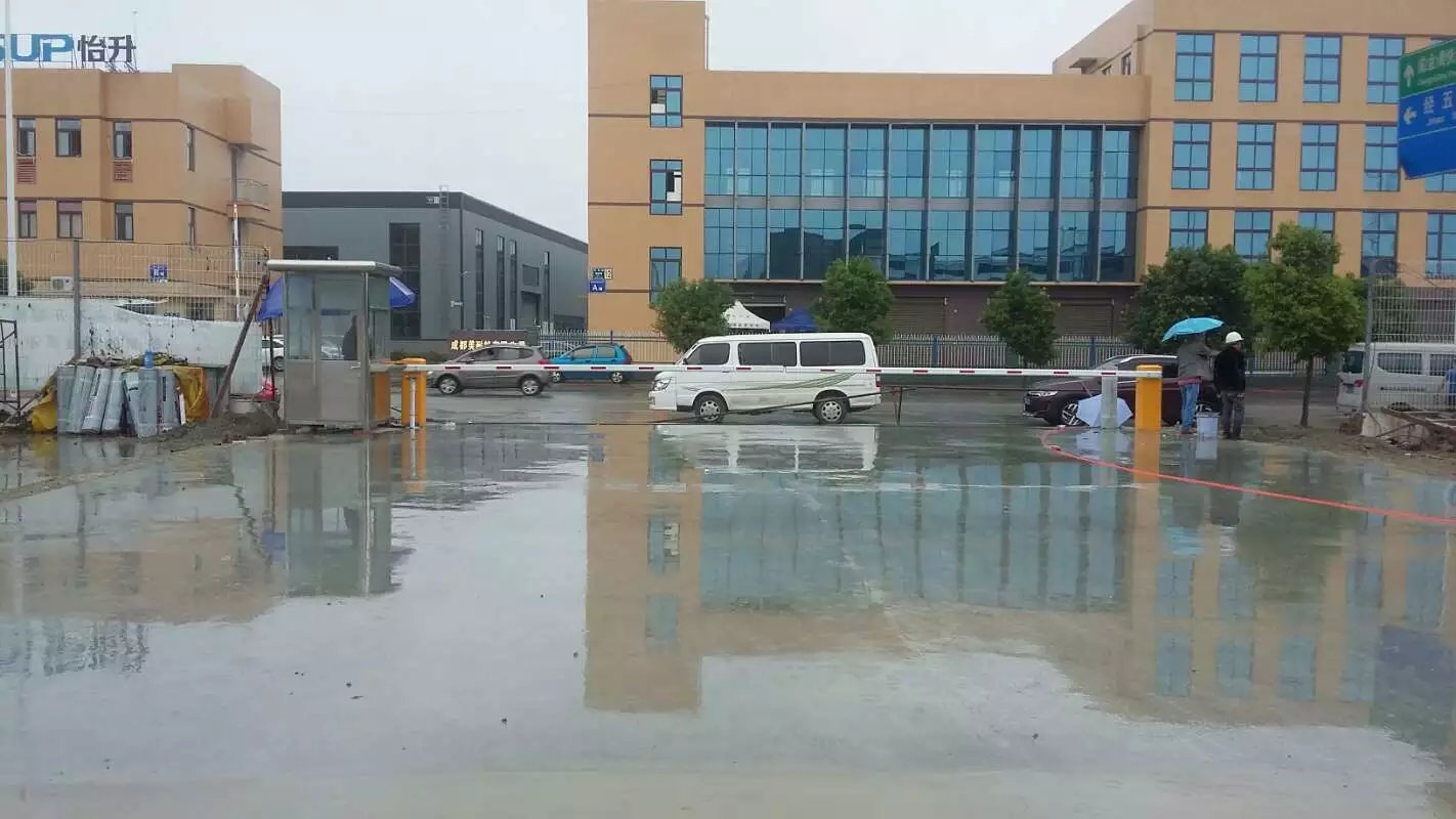 武汉东西湖区武汉东西湖区成都市物流公司道闸